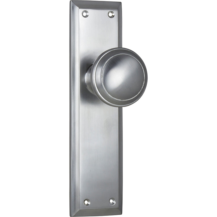 Milton Knob - Long Backplate Satin Chrome / Latch | Passage