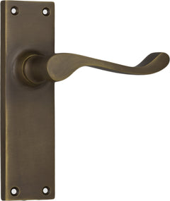 Victorian Lever - Long Backplate Antique Brass / Latch | Passage
