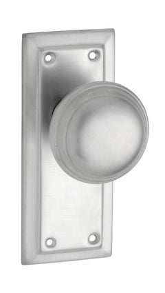Richmond Door Knob - Short Backplate Satin Chrome / Latch | Passage