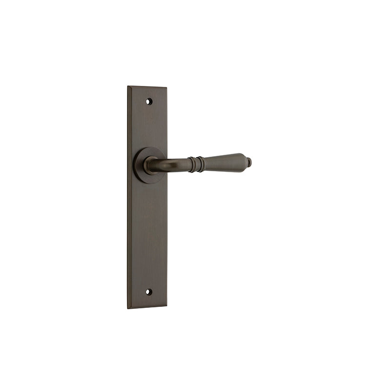 Sarlat Lever - Chamfered Backplate Antique Brass