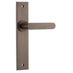 Bronte Lever - Chamfered Backplate Antique Brass / Brass