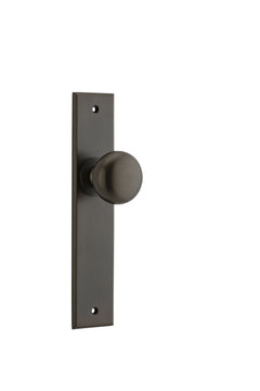 Cambridge Knob - Chamfered Backplate Antique Brass / Brass