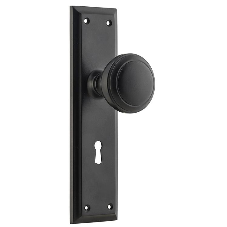 Milton Knob - Long Backplate Matt Black / Lock | Lock (Skeleton Key)