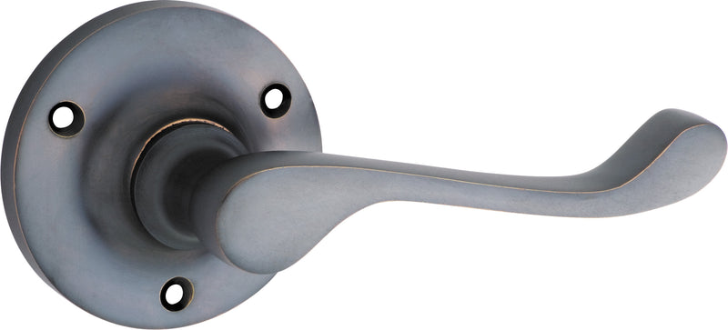 Victorian Lever - Round Rose Antique Copper / Passage