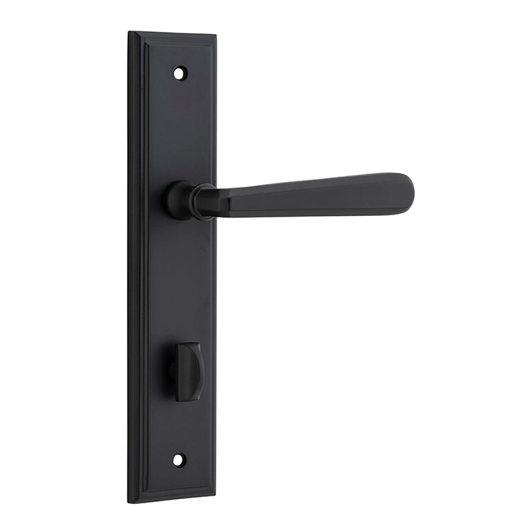 Copenhagen Lever - Stepped Backplate Matt Black / Solid Brass