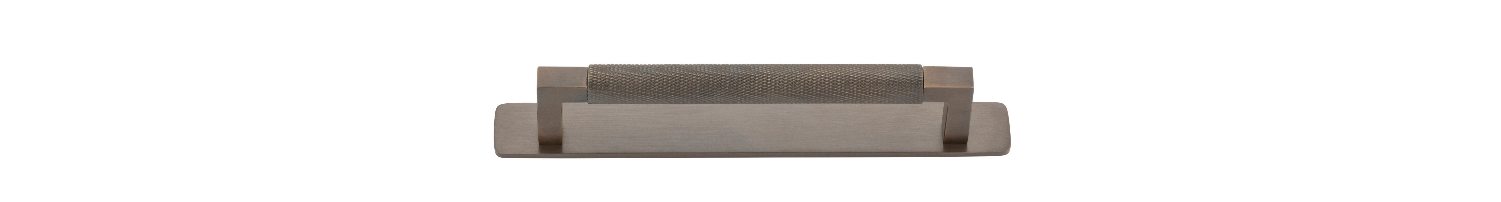 Brunswick Cabinet Pull with Backplate  - CTC160mm Antique Brass / Brass