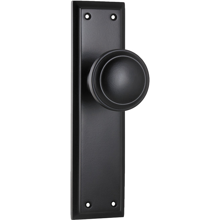 Milton Knob - Long Backplate Matt Black / Latch | Passage